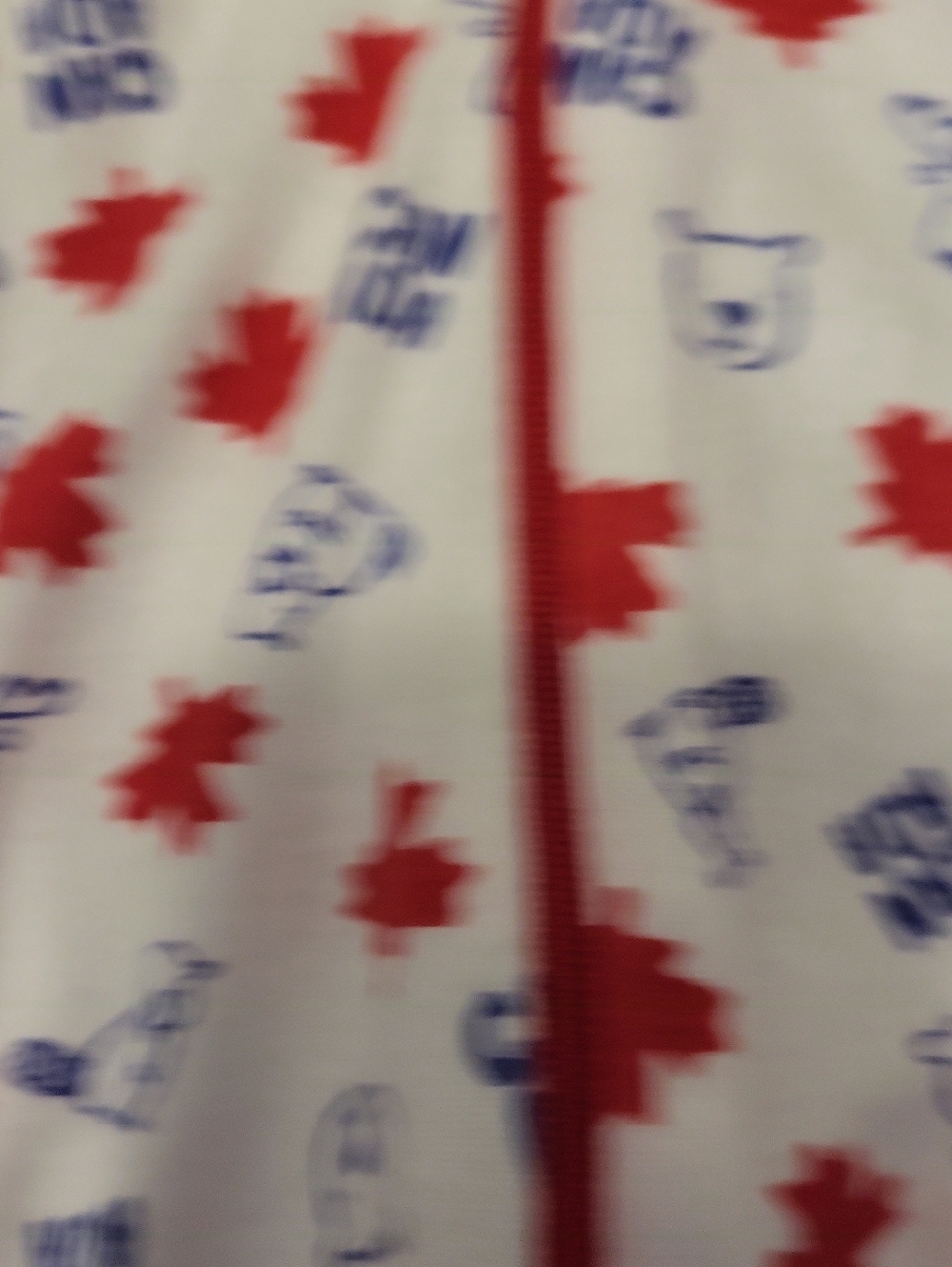 Canada red baby outfit set - hoodie, pants & maple leaf print short romper - Picture 6 of 6